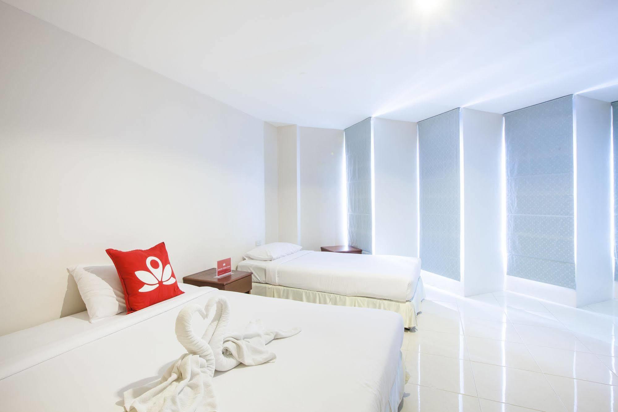 Zen Rooms Chaofa East Road Rawai Buitenkant foto