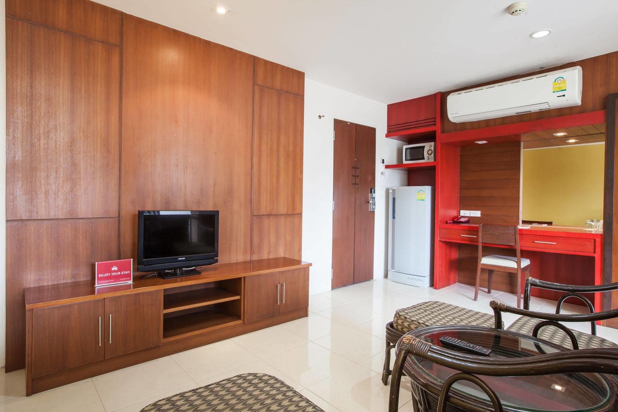 Zen Rooms Chaofa East Road Rawai Buitenkant foto