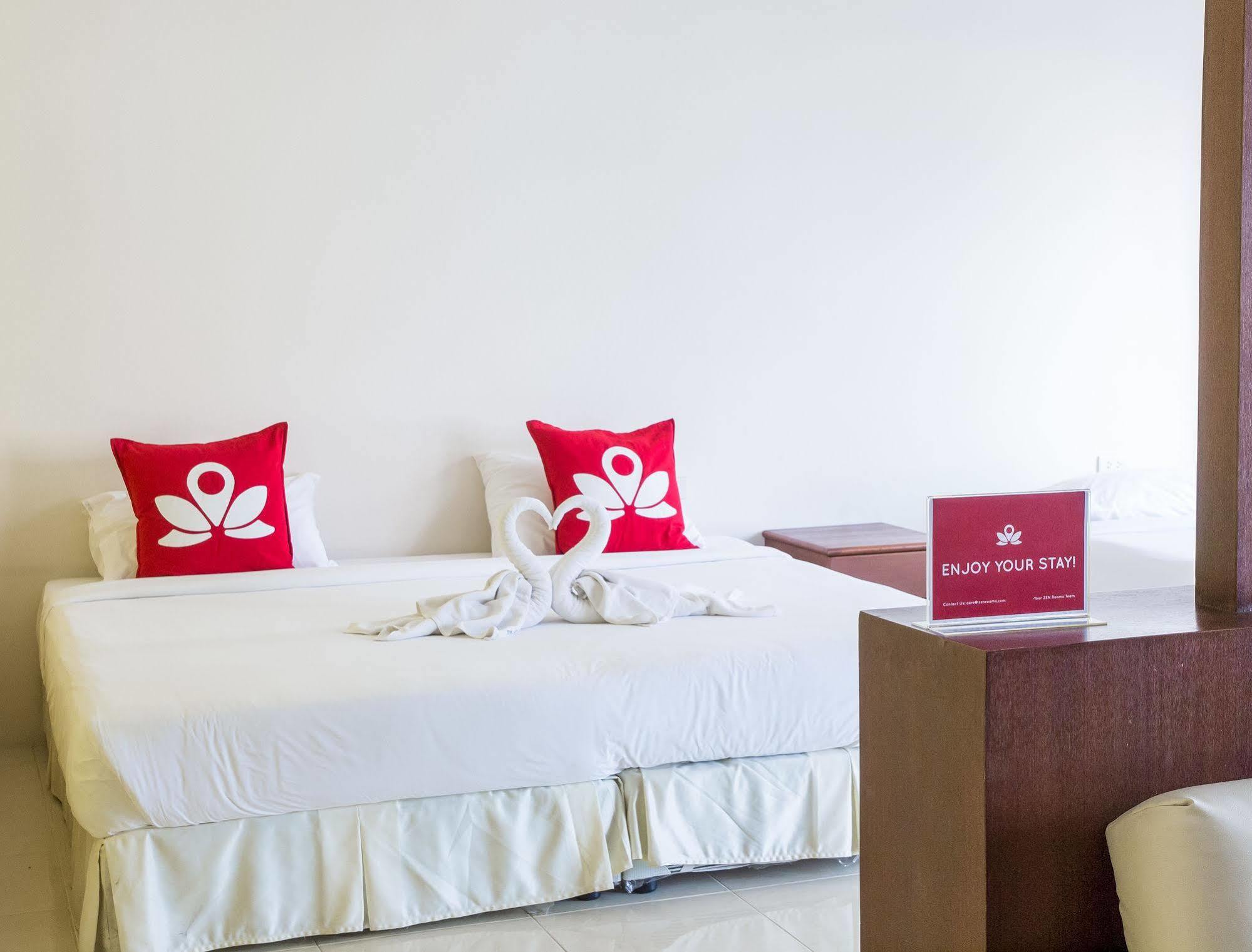 Zen Rooms Chaofa East Road Rawai Buitenkant foto