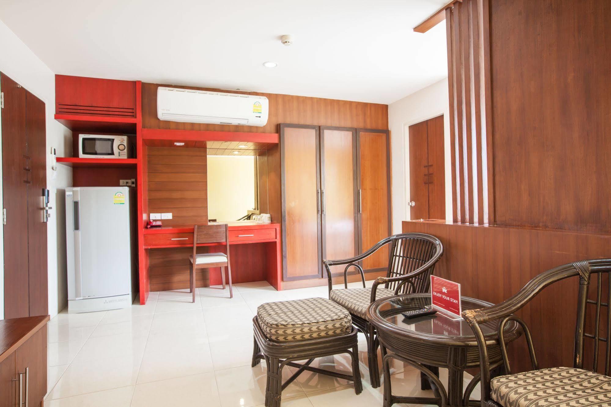 Zen Rooms Chaofa East Road Rawai Buitenkant foto